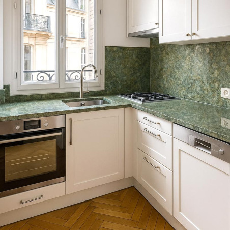 Plan de travail cuisine en granit sur mesure Jade Green
