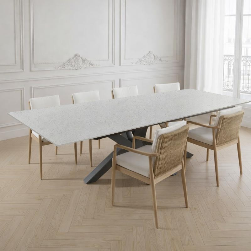 Table design sur-mesure en céramique Dekton Polar