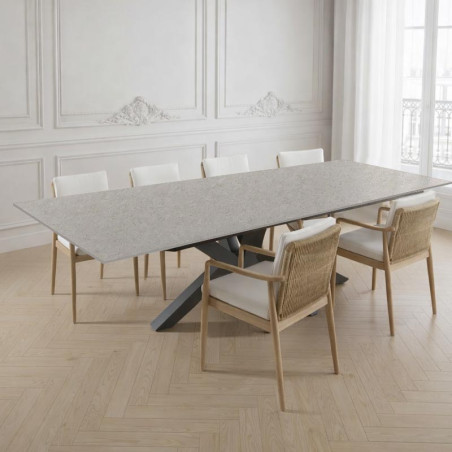 Table design sur mesure en céramique Dekton Nebbia