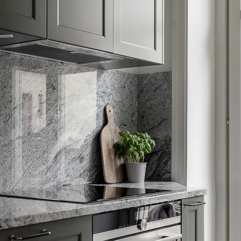 Détail crédence sur mesure en granit sur mesure viscount white