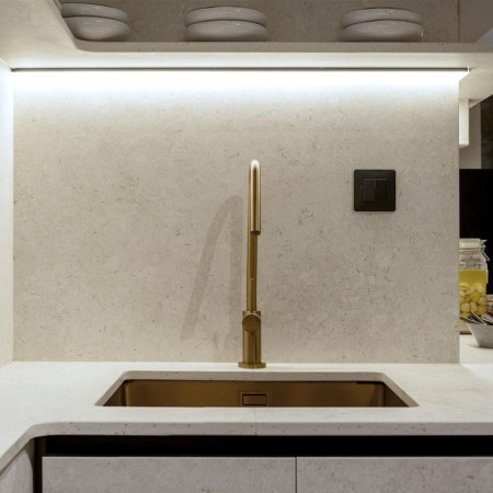 Plan de travail cuisine en Dekton VK01 Nebbia